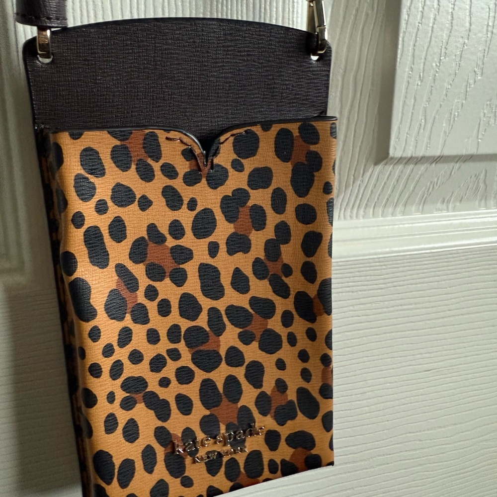 Women's Leopard Print Crossbody Bag